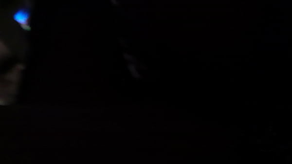 Hotwife levando no cu de ladinho