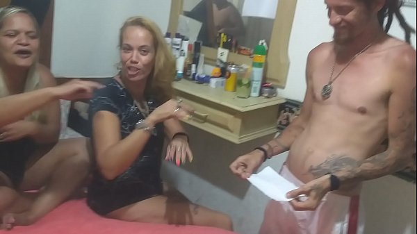 sorteio da maldade quem se fudeu primeiro desafio entre amigas pra ver quem leva rola primeiro melissa alecxander paty bumbum fada mel j. gogoboy bruxo fire el toro de oro